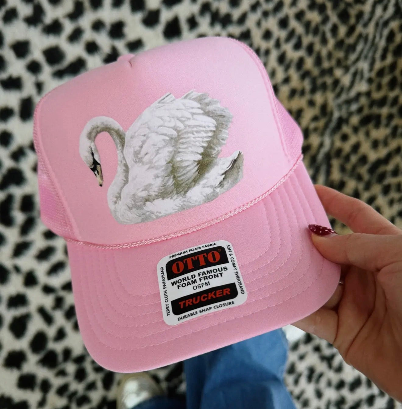 Swan Cap